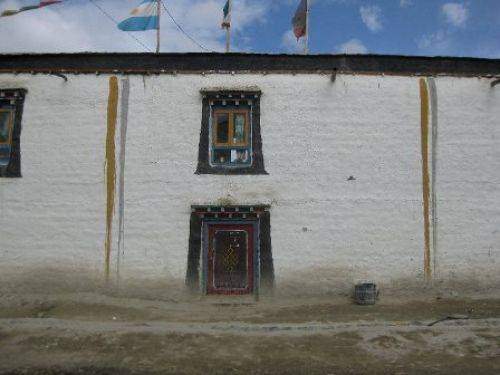 TREKKING IN MUSTANG 2010
